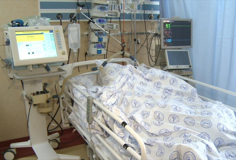 Mort de coronavirus, COVID-19, ventilat mecanic, deces în spital
