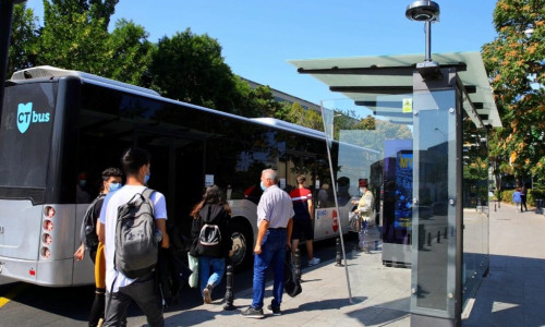 Stație inteligentă de autobuz CT BUS în Constanța