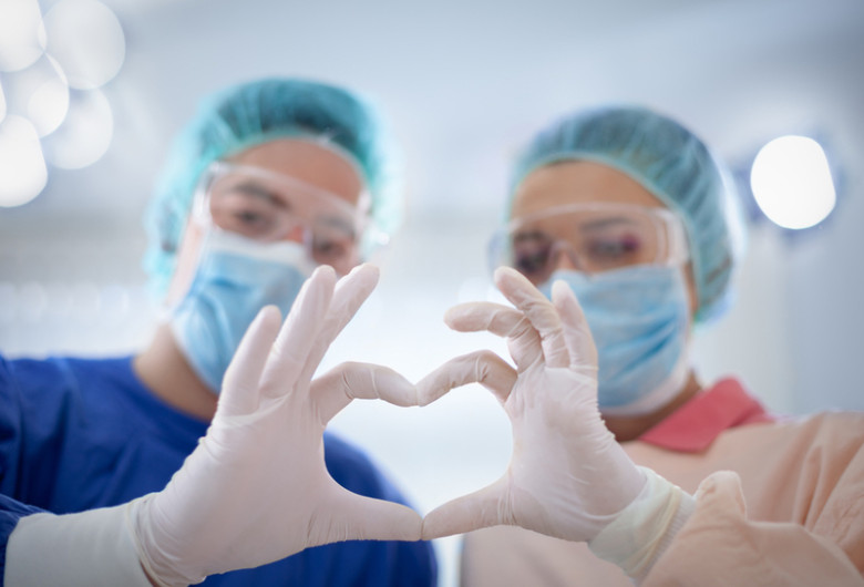 Medici cu inimă, recunoștință, donații pentru spital, donare de sânge, sanitar, mulțumire