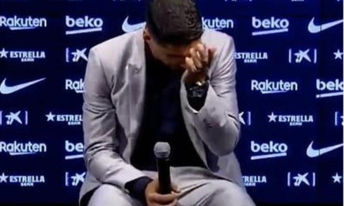 luis-suarez-ochii-lacrimi