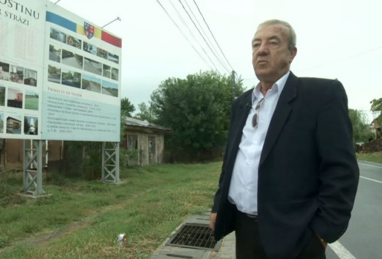 dumitru vacaru