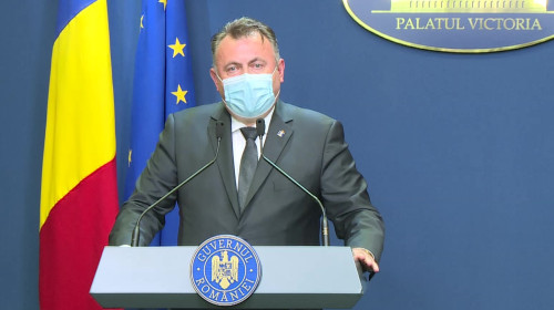 Nelu Tătaru cu mască la Guvern