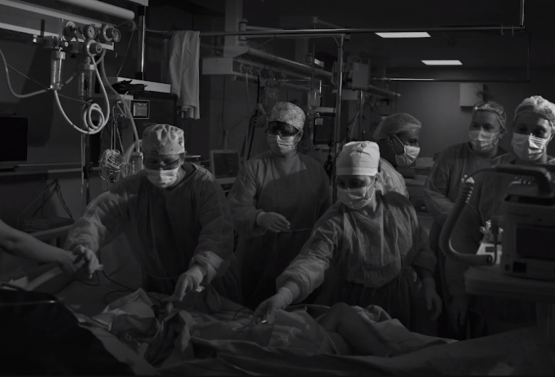 Film cu medici de pandemie