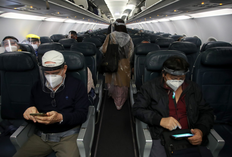Domestic Flights and Buses Resume in Peru After 120 Days