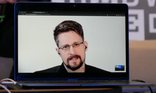 Paul Lewis and Edward Snowden At The Wired Next Fest 2019
