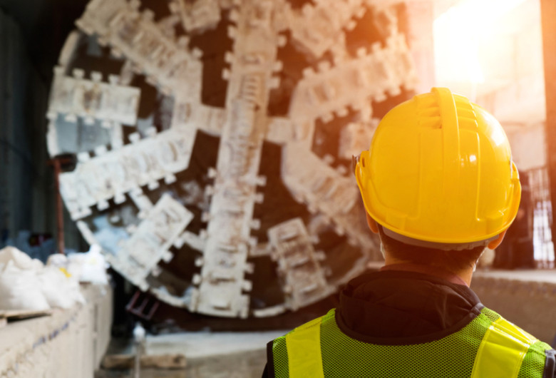 TBM, Tunelling Boring Machine, cârtiță de săpat tuneluri la metrou, lucrări, infrastructură feroviară, Metrorex