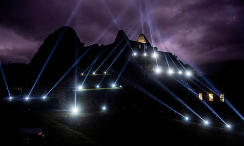Spectacol de lumini în Machu Picchu
