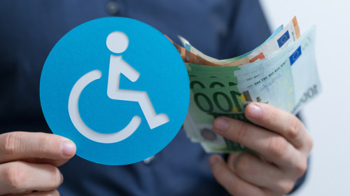 Mită în euro pentru dosar pentru handicap, dizabilități, indemnizație