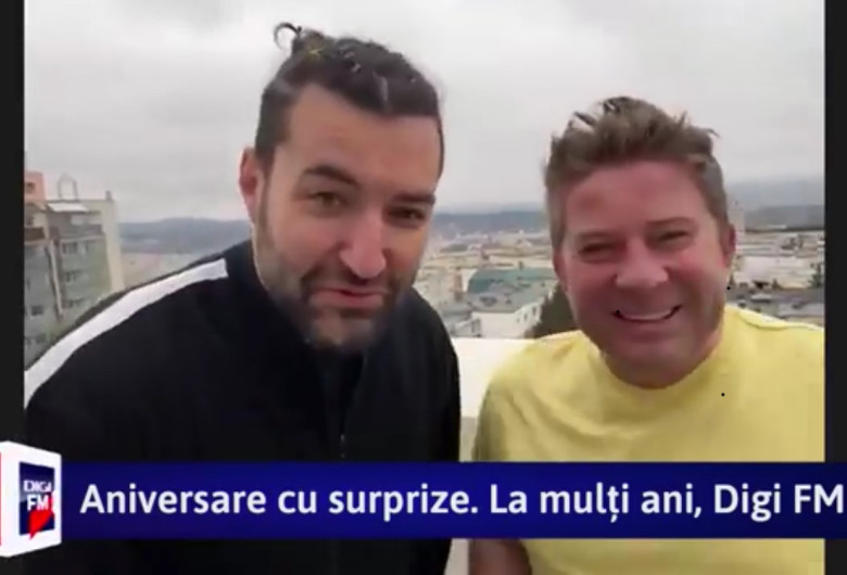 Smiley si Pavel Bartos