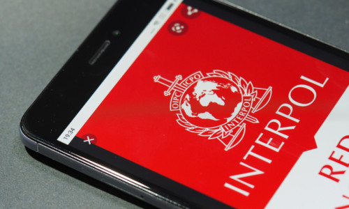 Alertă Interpol pe smartphone