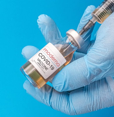 Vaccin, imunizare, ser, doză, seringă, injecție, coronavirus, COVID-19, SARS-CoV-2 de la Moderna