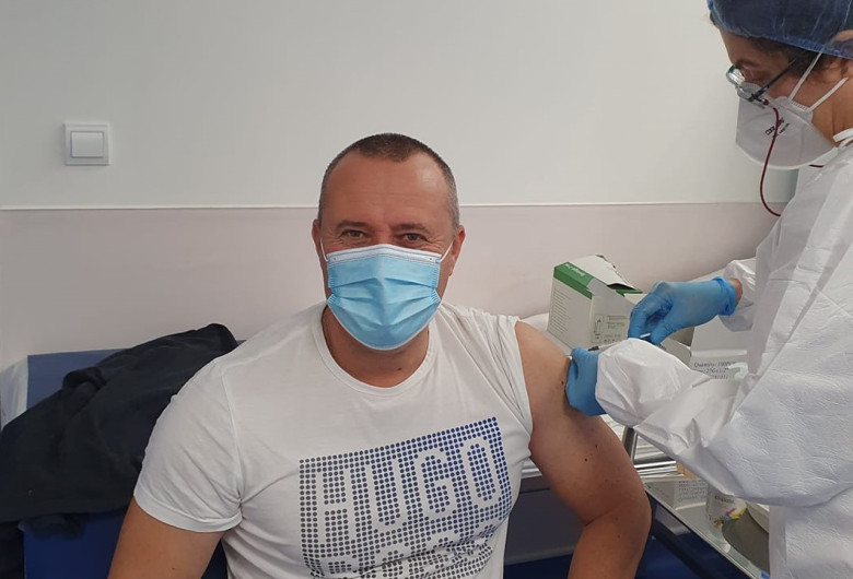 niculae eremia primar vaccinat