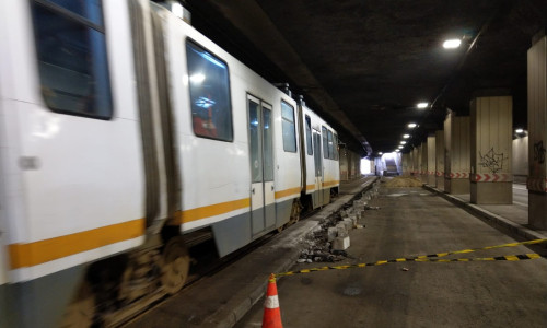 Stație de tramvai la Pasajul Piața Victoriei