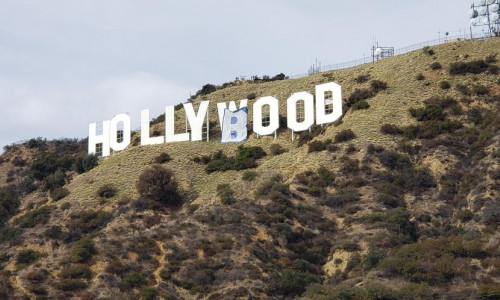 Semn Hollywood vandalizat