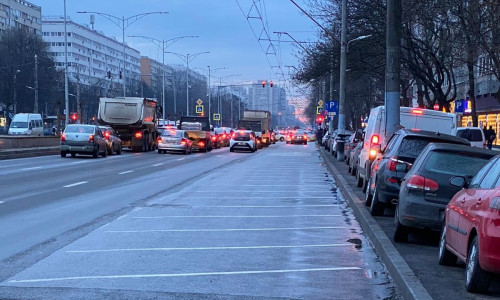 Străzi din Sectorul 6, Valea Lungă, Iuliu Maniu