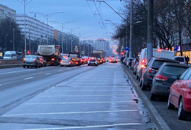 Străzi din Sectorul 6, Valea Lungă, Iuliu Maniu