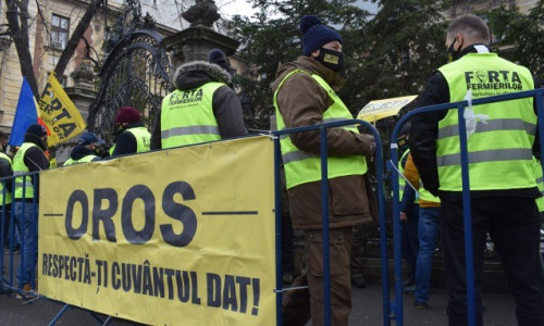 Protest fermieri cu Oros