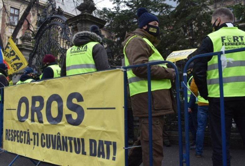 Protest fermieri cu Oros