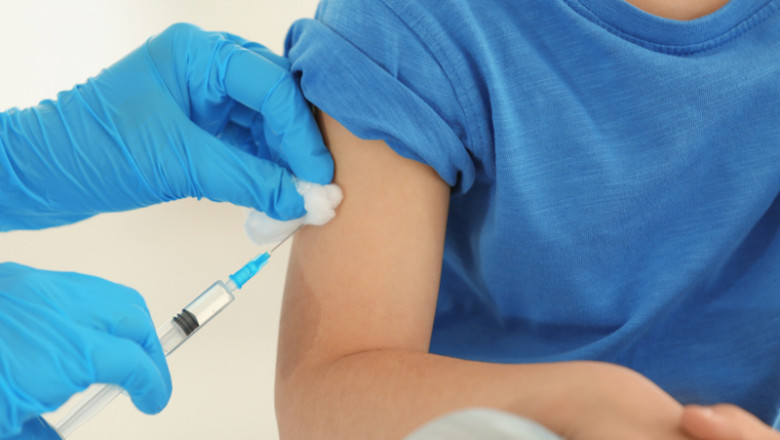 Vaccin împotriva COVID-19, coronavirus, SARS-CoV-2, imunizare, injecție, ser, doze, seringă