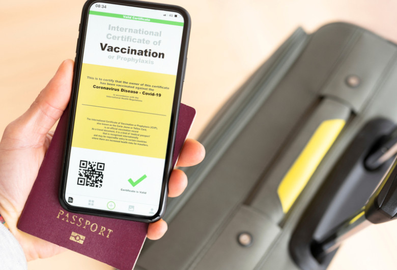 Certificat sau pașaport de vaccinare anti-COVID-19, coronavirus, SARS-CoV-2, călătorii, turism, imunizare