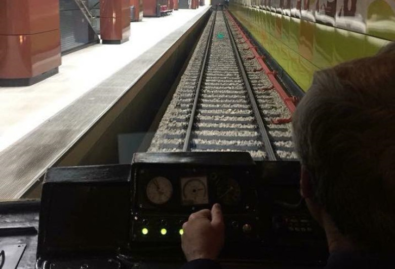 Conductor salariat la Metrorex în metrou