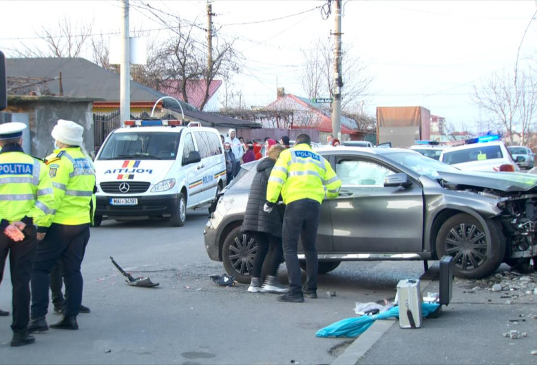 Accident rutier cu polițiști
