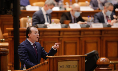 Florin Cîțu în Parlament