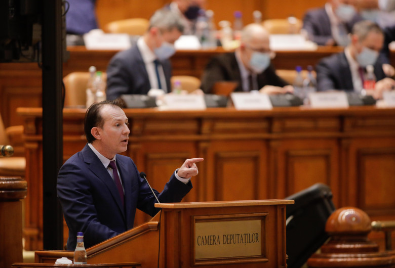 Florin Cîțu în Parlament