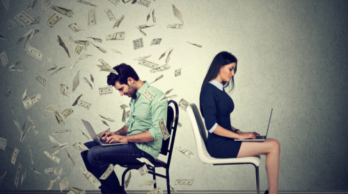Diferențe de bani la salariu, leafă, între bărbați și femei, muncă, serviciu, plată, renumerație, câștiguri, venituri