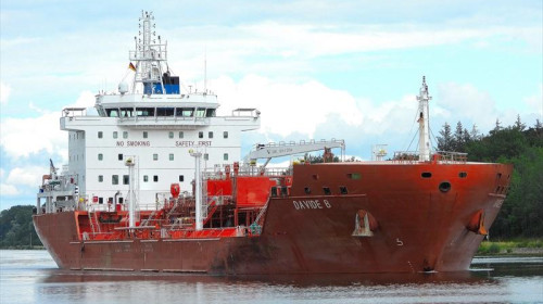Nava DAVIDE B cu marinari navigatori răpiți