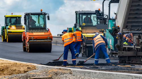 Lucrări la infrastructura rutieră, Drum Expres, Drum Național, autostradă, muncitori, asfalt, bitum, tronson auto