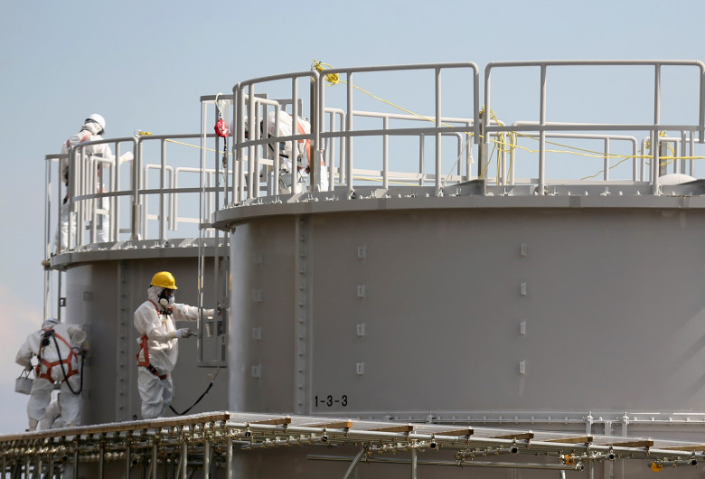 Rezervoare apă contaminată Fukushima