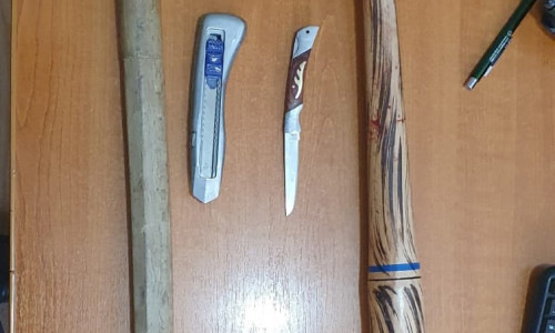 Bâte, cuțite și cutter