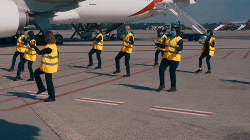 Jerusalema dansată pe Aeroportul Milano Malpensa