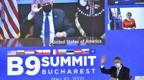 Klaus Iohannis și Joe Biden la summitul B9 NATO