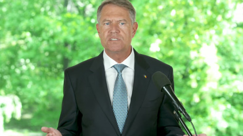 Klaus Iohannis neîncrezător, supărat, întrebător