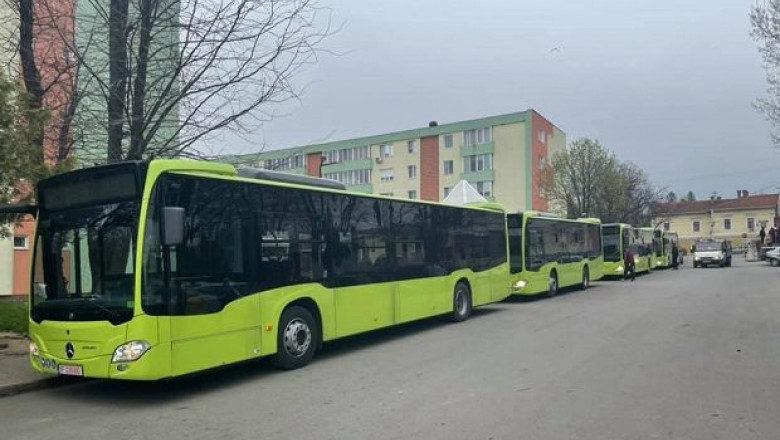 Autobuze electrice în Oravița