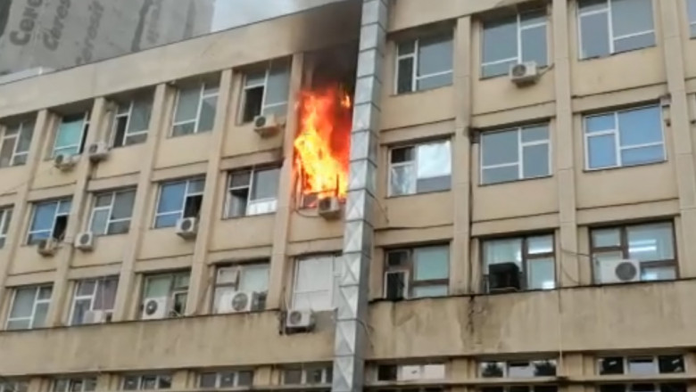 Incendiu la Spitalul „Sfânta Maria” din Iași