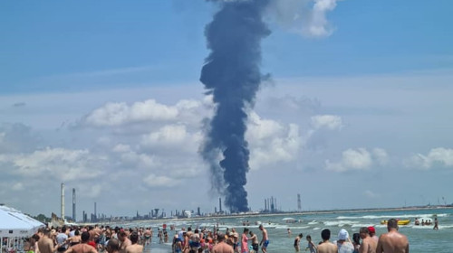 Explozie și incendiu la Petromidia Năvodari