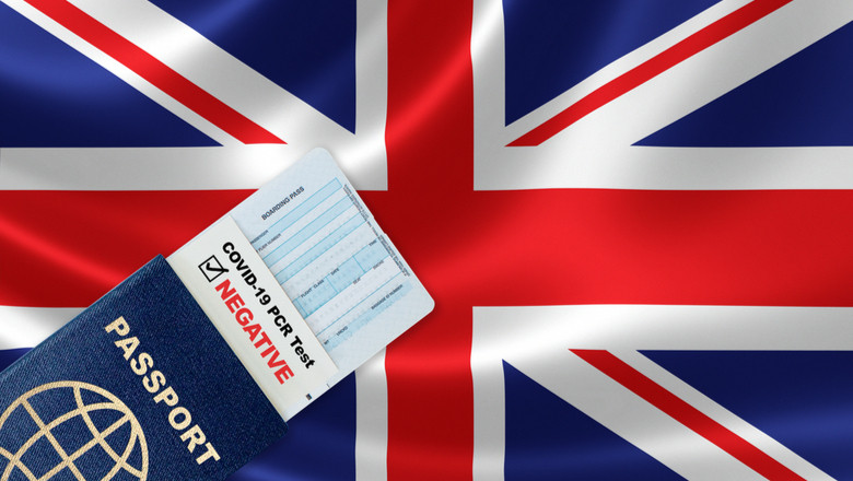 Pașaport și test PCR COVID-19 negativ pentru călătorie de turism în Marea Britanie, Anglia, UK
