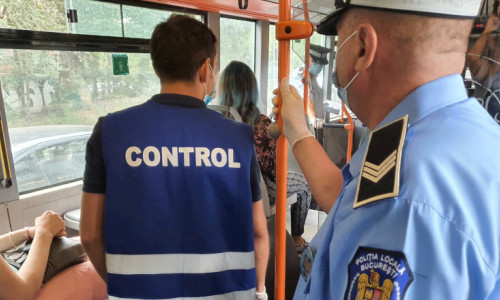 Controlori STB cu polițiști, transport în comun, tramvai