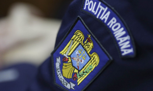 politist-1ecuson-politia-romana