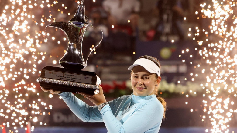 jelena ostapenko campioana dubai 2022 profimedia-0663680404