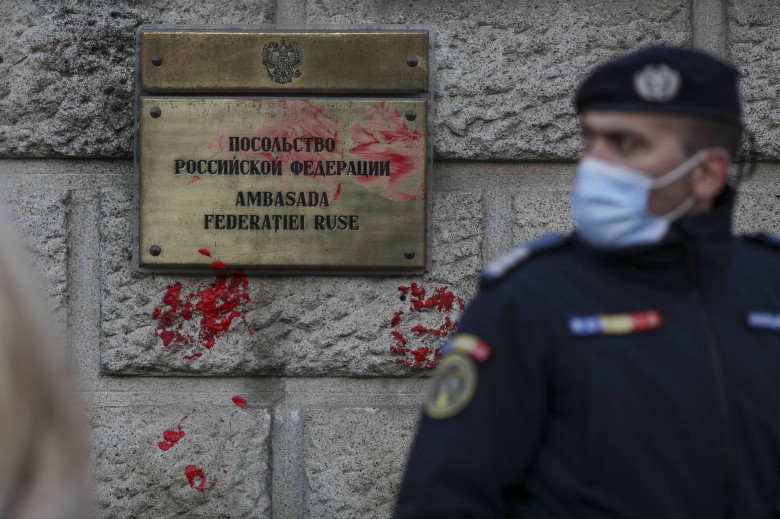 PROTEST_AMB_RUS_024_INQUAM_Octav_Ganea