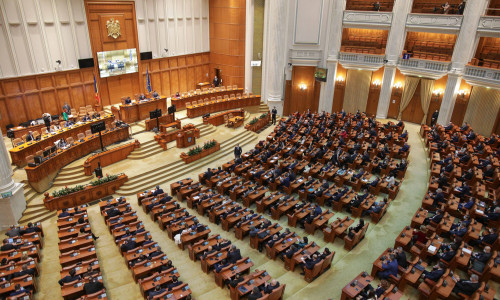 noul-parlament-plen inq-ganea