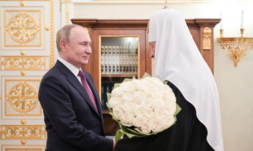 Moscow, Russia. 1st Feb, 2022. Russia's President Vladimir Putin (L) congratulates Patriarch Kirill of Moscow and All Russia on the 13th anniversary of his enthronement, during a meeting at the Patriarchal Chambers of the Moscow Kremlin. Credit: Alexei Ni