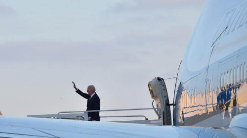 joe biden coboara din air force one profimedia-0667253688