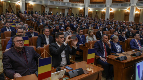 ZELENSKY_PARLAMENT_04_INQUAM_Octav_Ganea