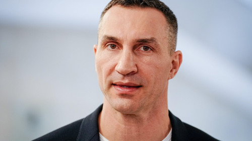 Berlin, Germany. 01st Apr, 2022. Former world boxing champion Wladimir Klitschko on the sidelines of his visit to Berlin during meetings with several German ministers. Wladimir Klitschko has again brought a comeback into the conversation. Credit: Kay Niet