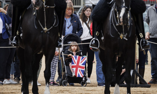 Queen's Platinum Jubilee preparations, London, UK - 01 Jun 2022